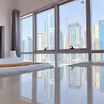 Lxury Studio Near To Metro Station & Beach Zone