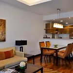 La Suite Dubai Hotel & Apartments