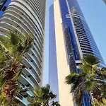 Luxury Apt Paramount Tower 2Br Apt D582
