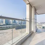Wehost - Sophisticated 2Br With Large Private Terrace & Direct Pool Access