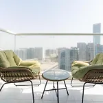 Stunning 2Br In Maison Prive