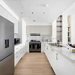 First Class 3Br Trendy Urban Hideaway