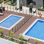 Daniels Poolside Studio In Meydan
