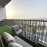 Upgraded 1Bdr Apt In Mag 930 , Al Merkadh Dubai