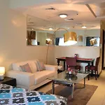 Click Stay - Jlt - Studio & Balcony Lakes View Entire Apartment -Jn