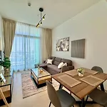 Brand-New 1-Bedroom Apartment