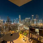 Arthouse Burj Royale - 2Br With Burj Khalifa Views, Swimming Pool & Gym