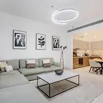 Luxury Seaview 1Br Apt With Private Beach Access