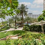 Cosy Palm Jumeirah 1 Bedroom - Perfect Location