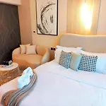 Studio Apartment At Park Views In Samana Al Barsha By Vibel