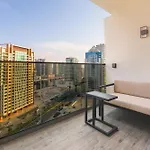 Bright & Cozy Studio Near Burj Khalifa In Mag 318