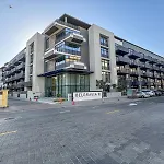 Stylish 1Br Apt With Gym, Pool & Private Parking