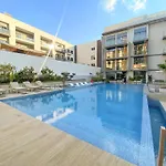 Spacious Studio In Jvc With Balcony & Direct Pool Access