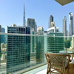 Burj Khalifa View Boho Suite - Downtown Dubai