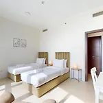 Torch Tower - Minimalistic Two Bed With City Views