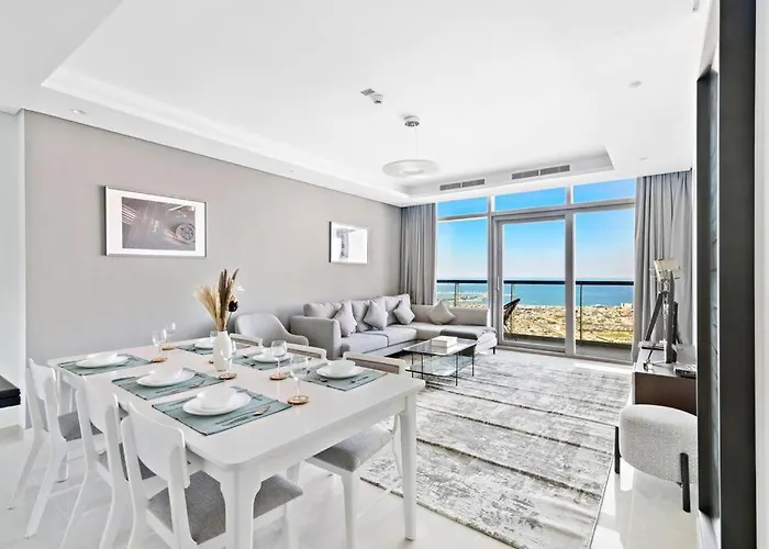 Stonetree - Paramount Tower Hotel&Residences 2 Bedroom - Amazing View