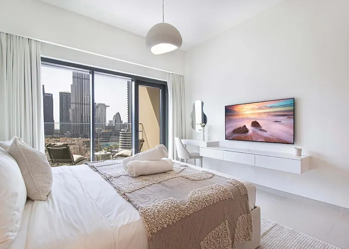 Havenue At Burj Royale - Full Burj Khalifa View - 2 Bed Apartment - Pool - Gym