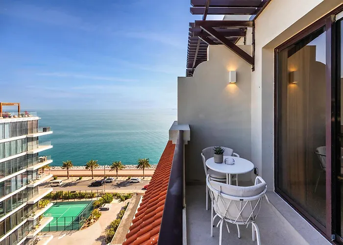 Royal Amwaj Studio Apartments, Palm Jumeirah, Free Beach And Pool Access