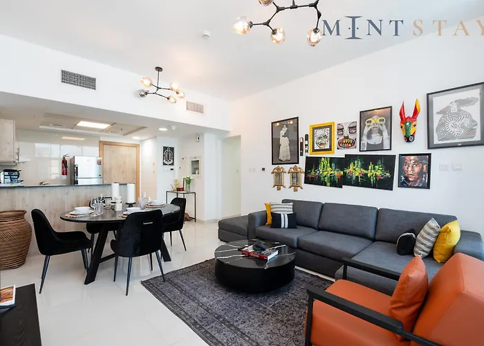 Continental Tower, Dubai Marina - Mint Stay