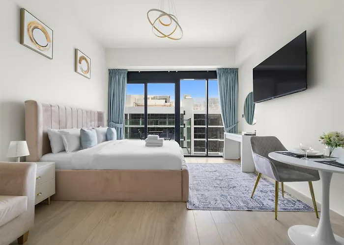 Stonetree - Fully Furnished - Brand New