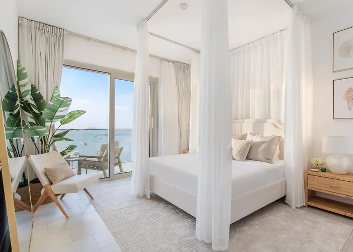 Seaside Villa In The Sky Three Bedroom With Maid Full Sea View