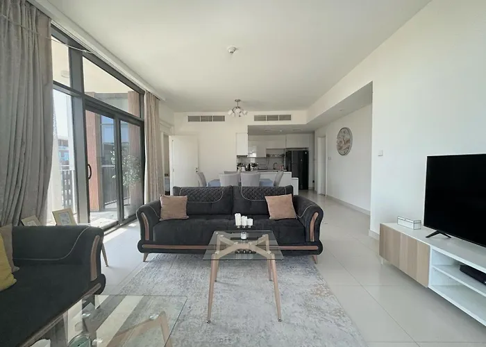Charming 3 Bedrooms Apartment In Dubai Hills