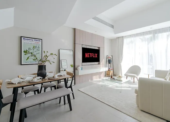 New Family Villa With Ps5, Garden And Playroom