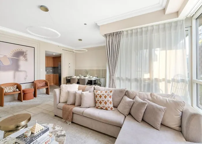 First Class 3Br Luxurious Marina Escape