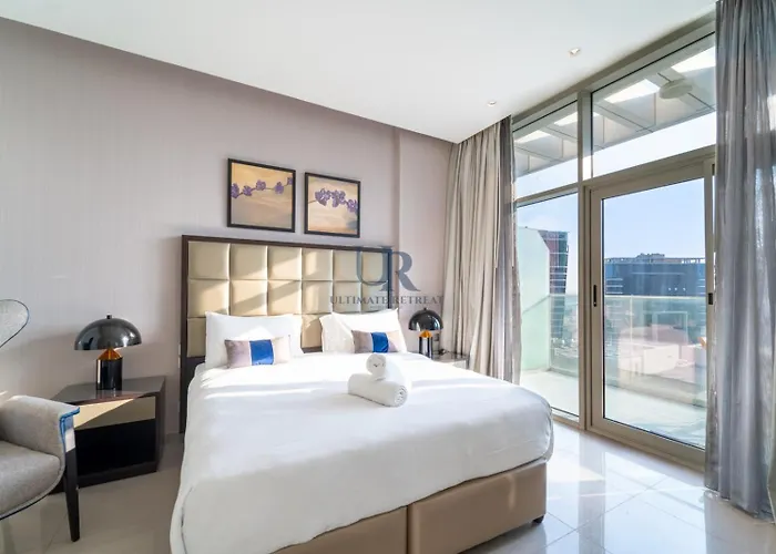 Spacious 1-Bedroom Apartment In Business Bay 15 Mints To Trade Fair
