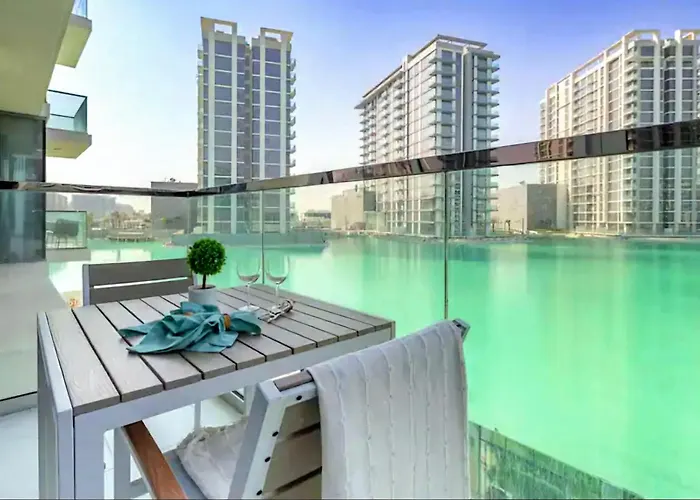Luxury Waterfront 1Br - Dubai Lagoon Escape