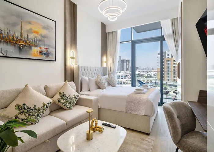 Brand-New Modern Studio In Azizi Riviera One