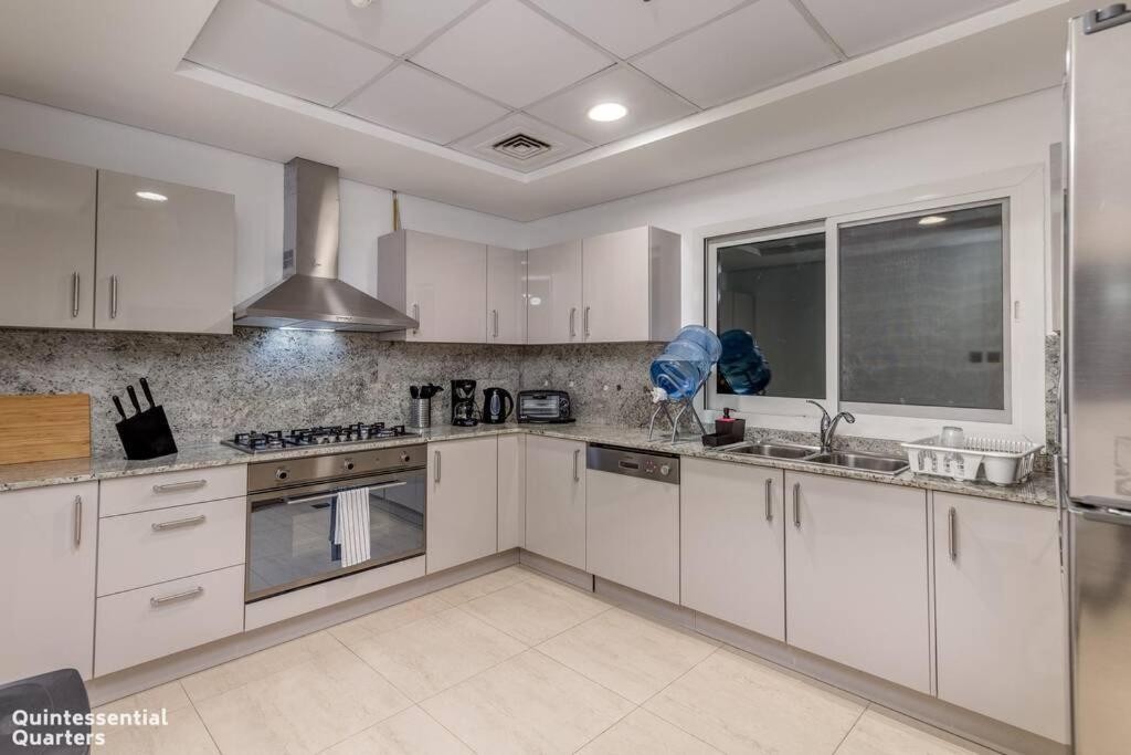 Apartment Peaceful Oasis 3br+kids, 7 Min Walk To Mall *