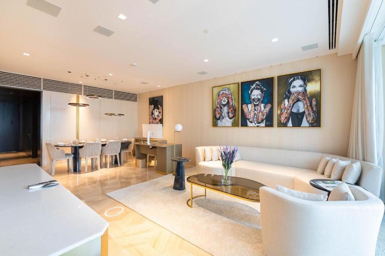Apartment Evolve - The Five Palm Residences
