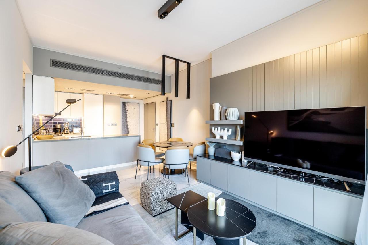Apartment 1Br Plus Study Mag 318 Canal View Business Bay *