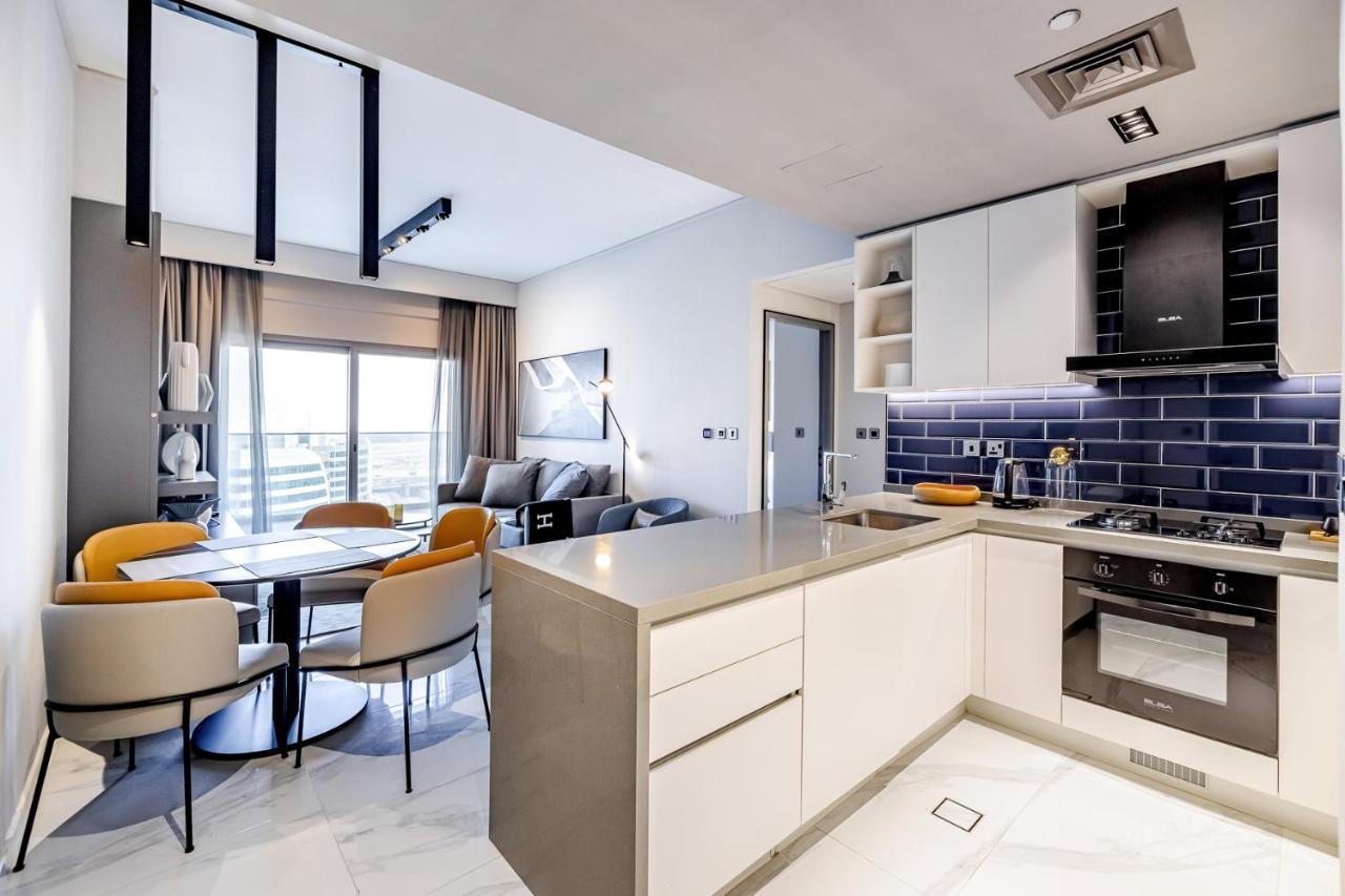 1Br Plus Study Mag 318 Canal View Business Bay * Dubai
