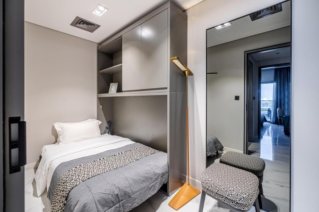 1Br Plus Study Mag 318 Canal View Business Bay