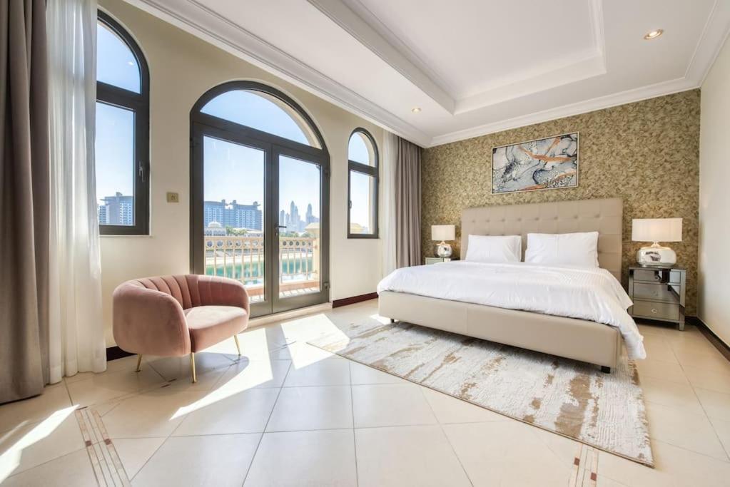 Sol Living - Chic 5br Garden W/pool & Beach In Palm Jumeirah Dubai