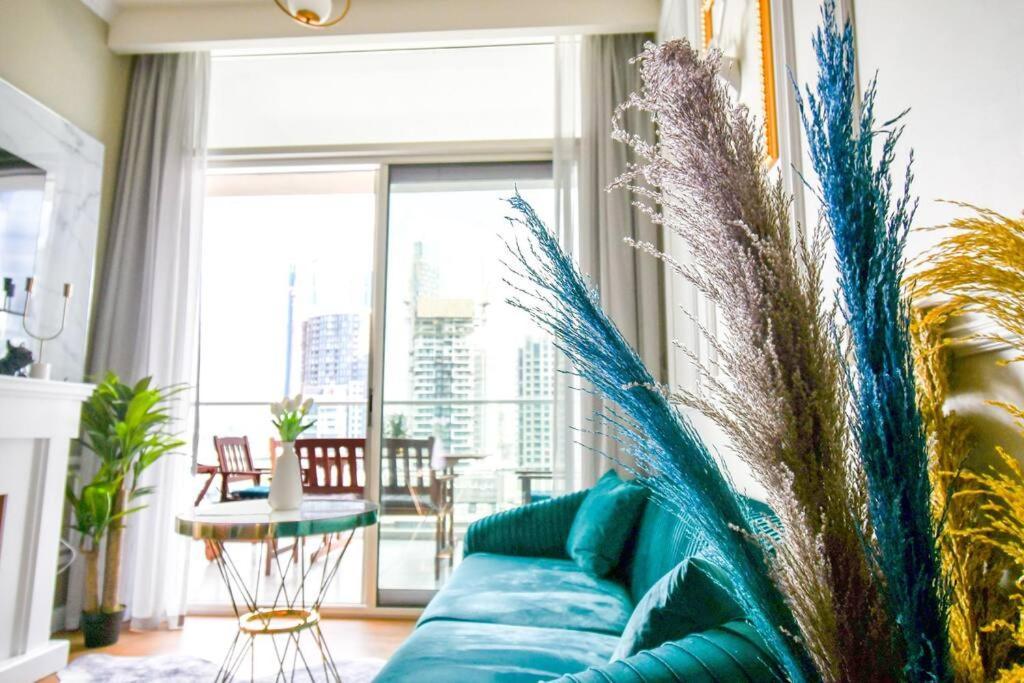 Vera With Canal View Apartment *