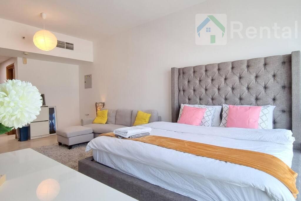 Lxury Near To Metro Station & Zone Apartment Dubai