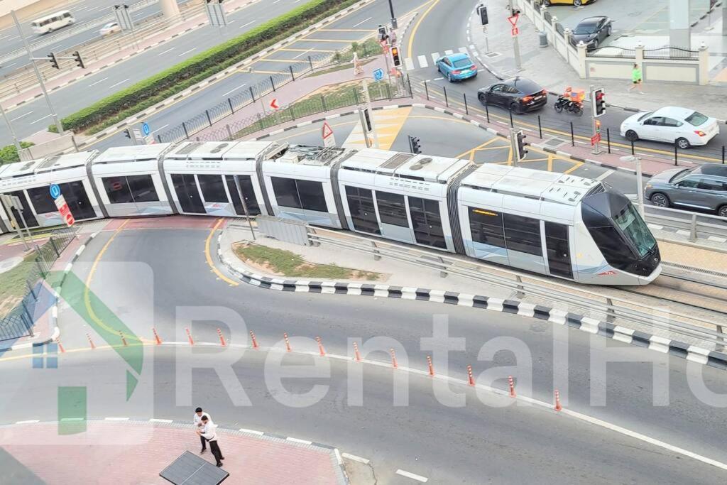 Lxury Near To Metro Station & Zone Apartment Dubai