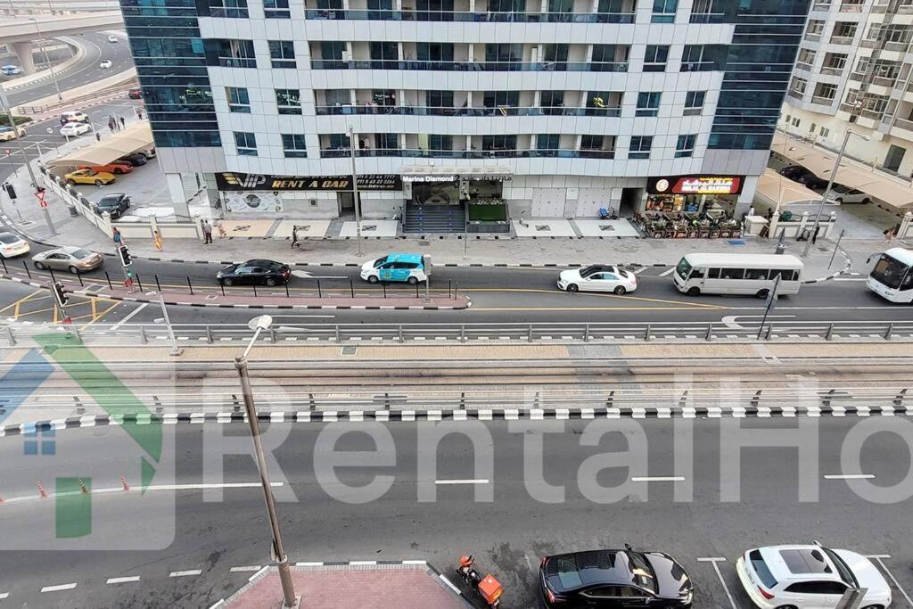 Lxury Near To Metro Station & Zone