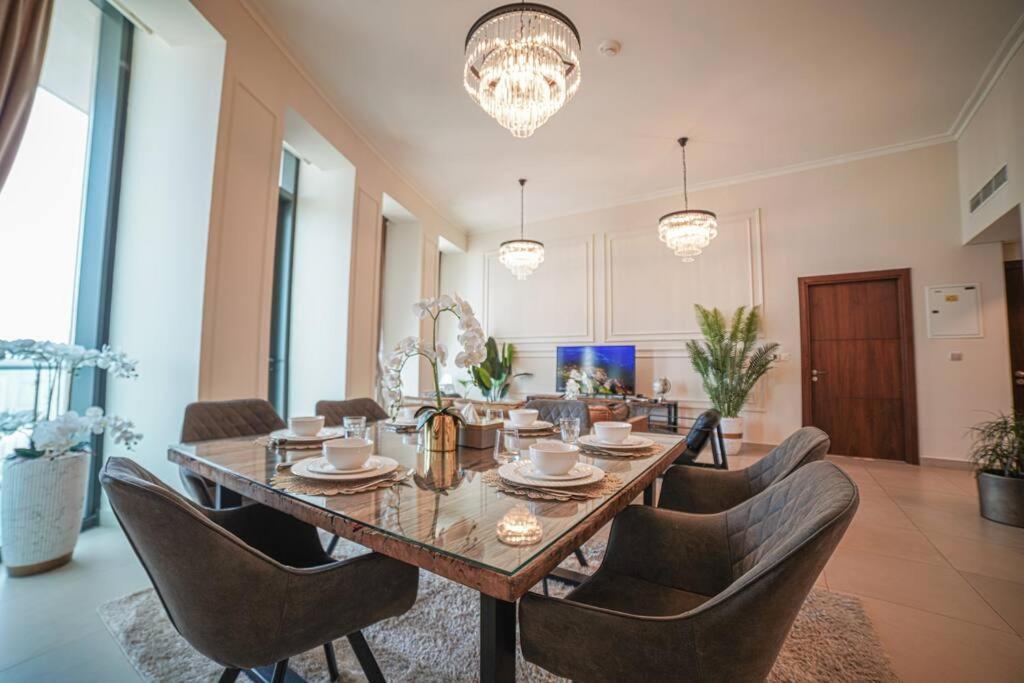Stylish 2br In Downtown With Sea And Views