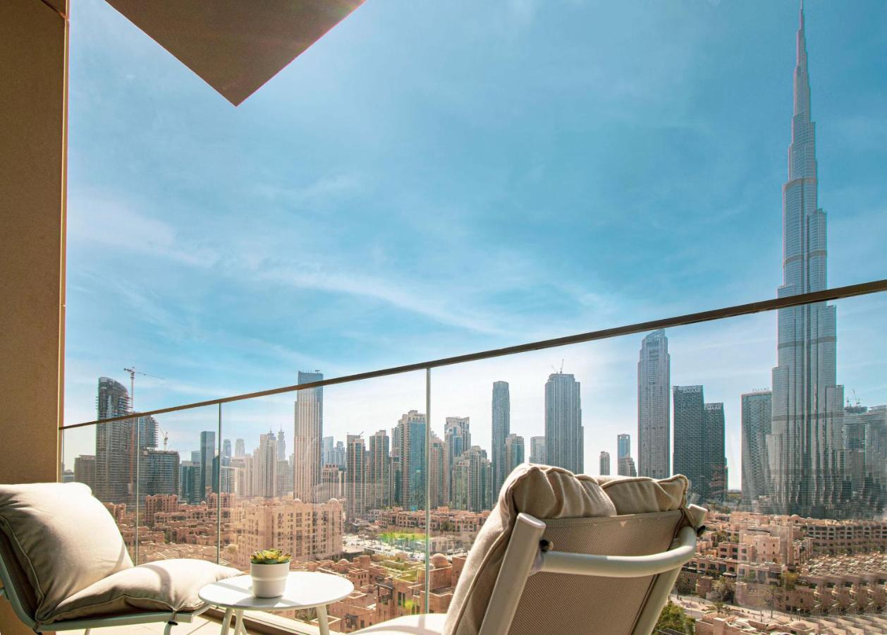 Apartment Havenue At Burj Royale - Full Burj Khalifa View - 2 Bed - Pool - Gym *