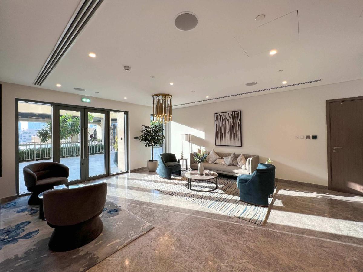 Apartment Havenue At Burj Royale - Full Burj Khalifa View - 2 Bed - Pool - Gym *