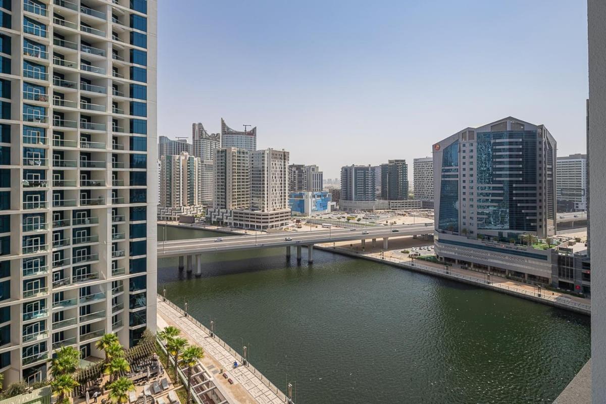 Frank Porter - Damac Maison Prive A Apartment *