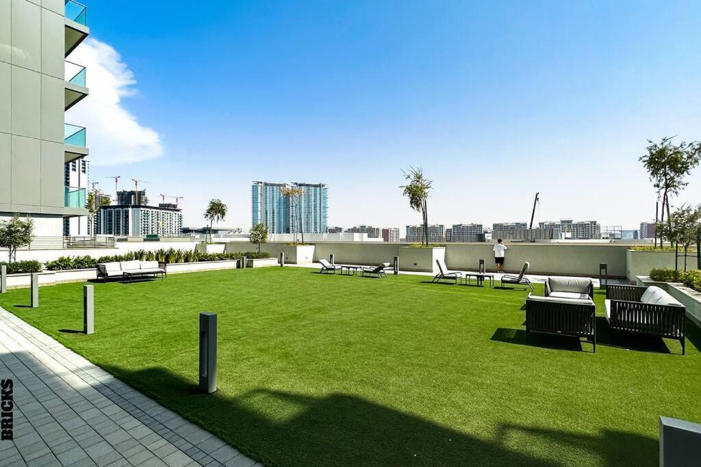 Urbanite 2bedroom Scvr A1312 Dubai