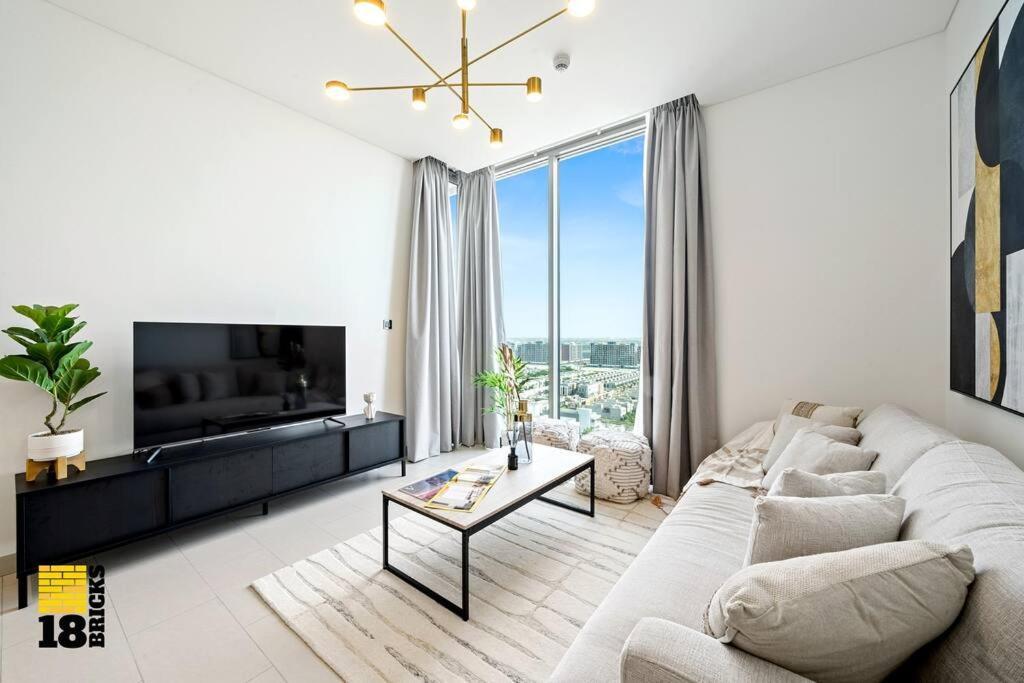Urbanite 2bedroom Scvr A1312 *