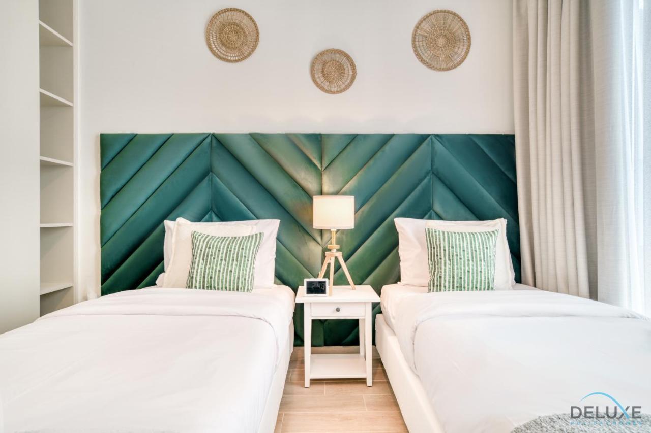 Apartment Capacious 2br At Sunset At Creek 3 Creek Harbor By Deluxe Homes Dubai