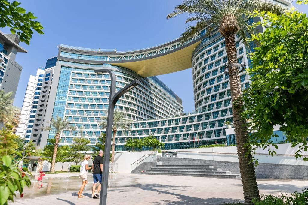 Keysplease W/beach Access Near Mall, Palm Jumeirah *
