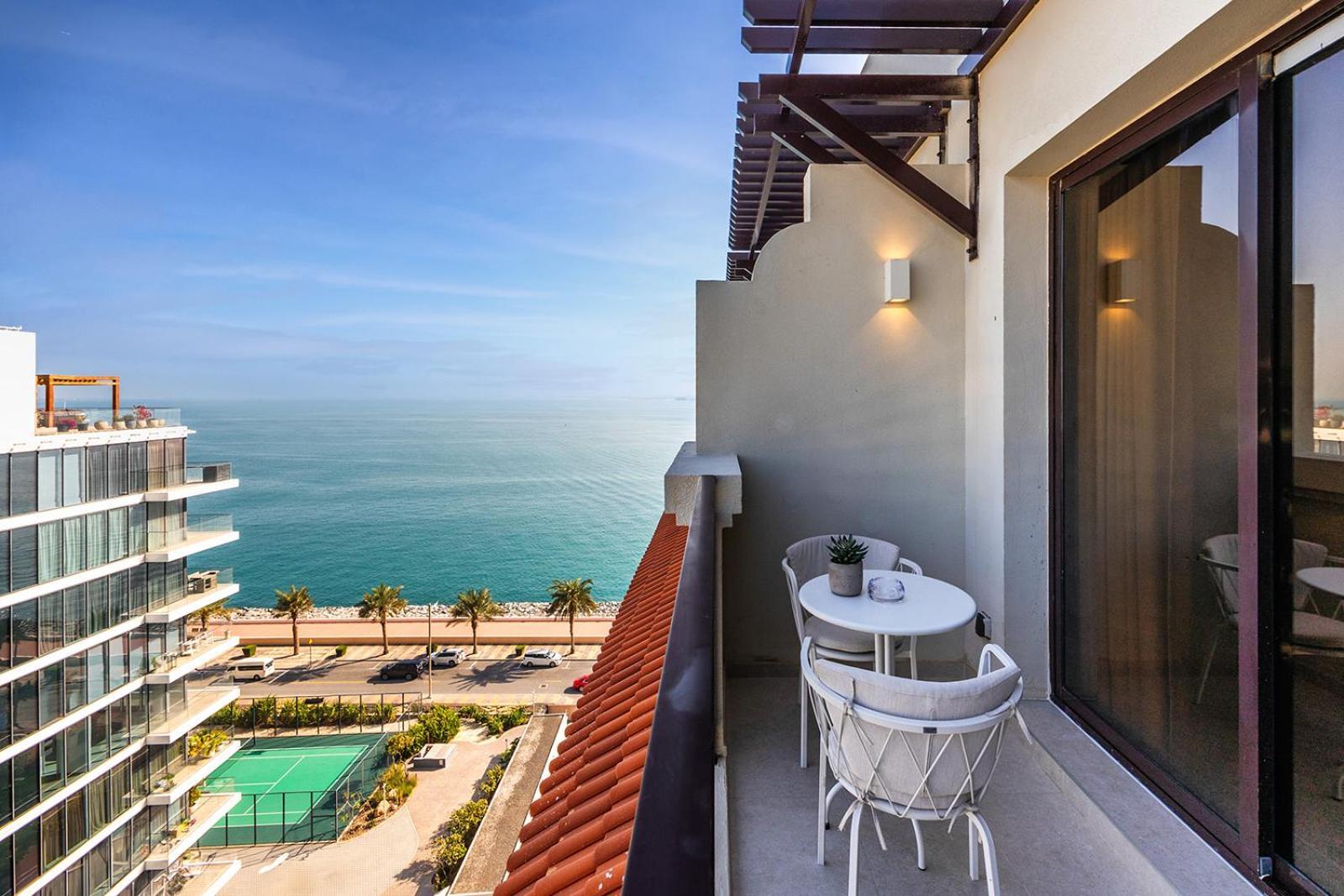 Royal Amwaj Apartments, Palm Jumeirah, Free And Pool Access *